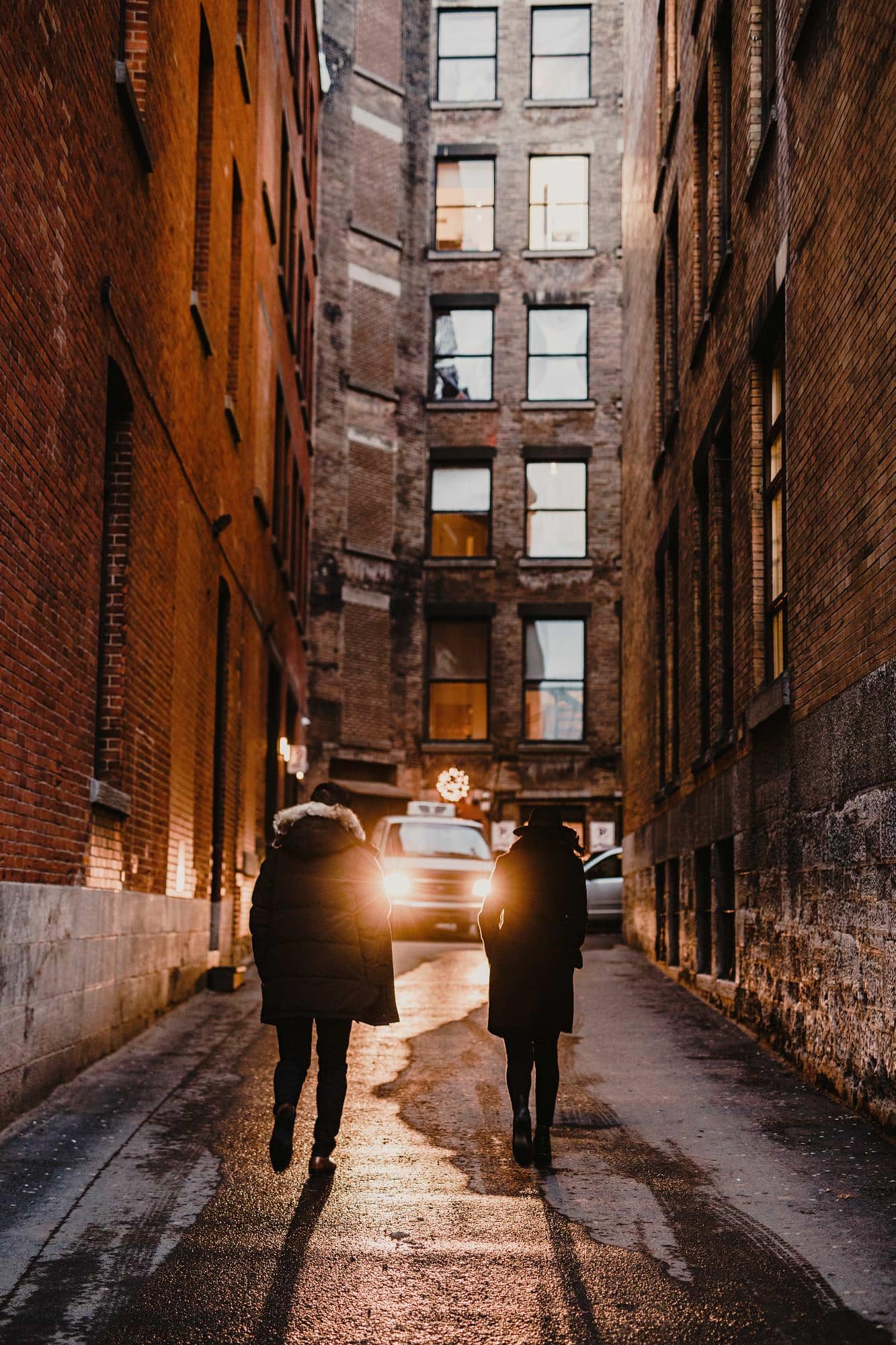 Wedding Photographer Old Montreal Vieux Montreal Port Alley